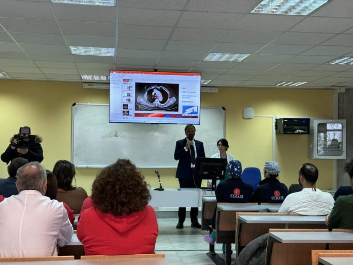 Chirurgia vascolare, raro e innovativo intervento chirurgico eseguito al Cardarelli