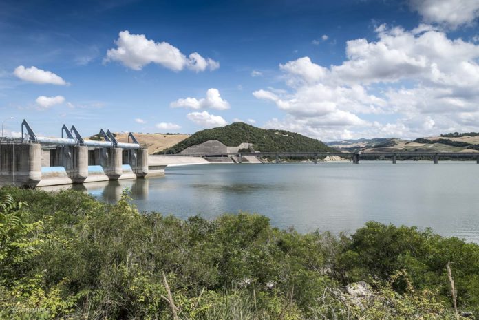 Acqua alla Puglia, Roberti apre al collegamento Liscione – Occhito. Stop da Fanelli