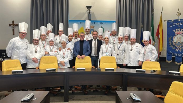 Dopo gli ottimi risultati del “Beer & Food Attraction” i cuochi della delegazione molisana sono stati accolti dal Sindaco Balice e dal vicesindaco Barile in municipio