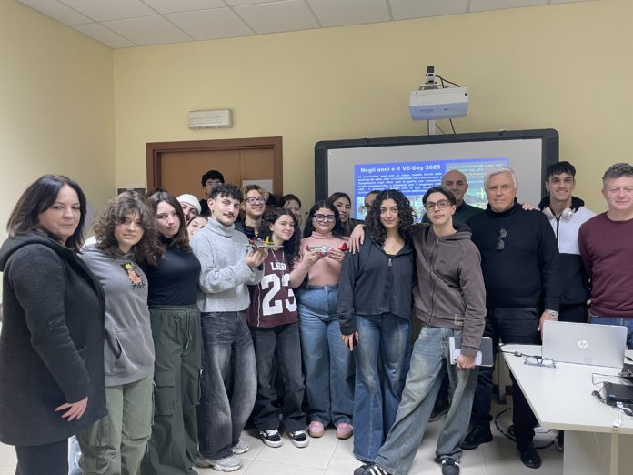 La storia dei campi di aviazione Alleati di Campomarino incontra l’Arte