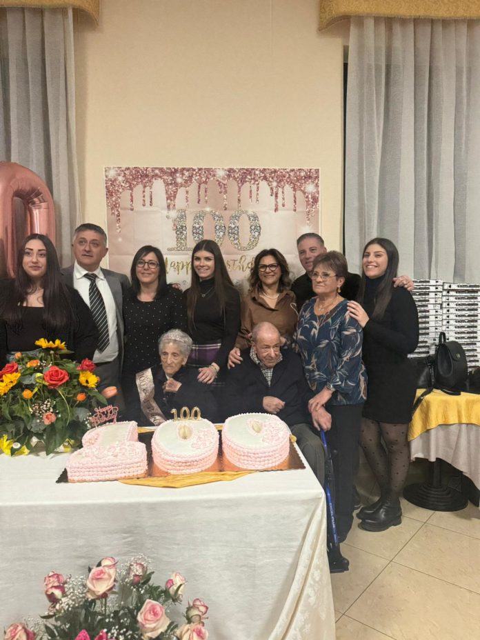 Castelpetroso, festa grande per i 100 anni di nonna Peppa