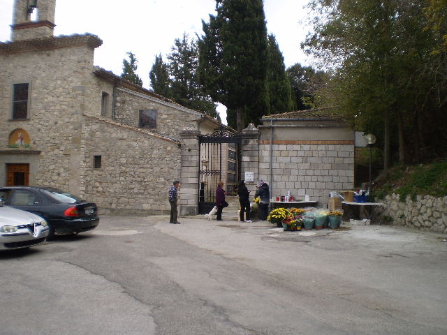 Al via le operazioni di esumazione ordinaria nel vecchio cimitero comunale di Trivento