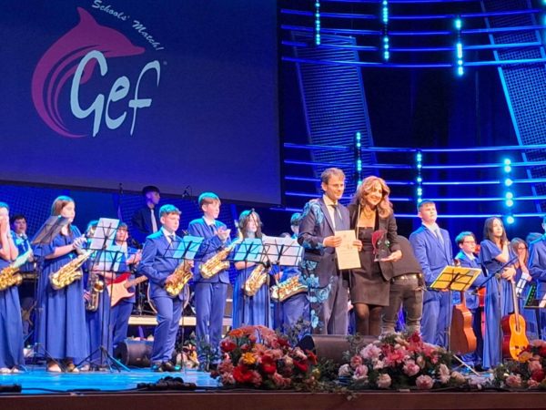Gef 2025, la scuola Giovanni XXIII di Isernia trionfa ancora a Sanremo