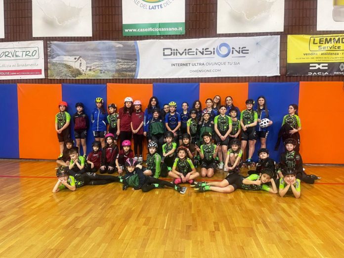 Campionato interregionale pattinaggio, domenica appuntamento al Palaunimol