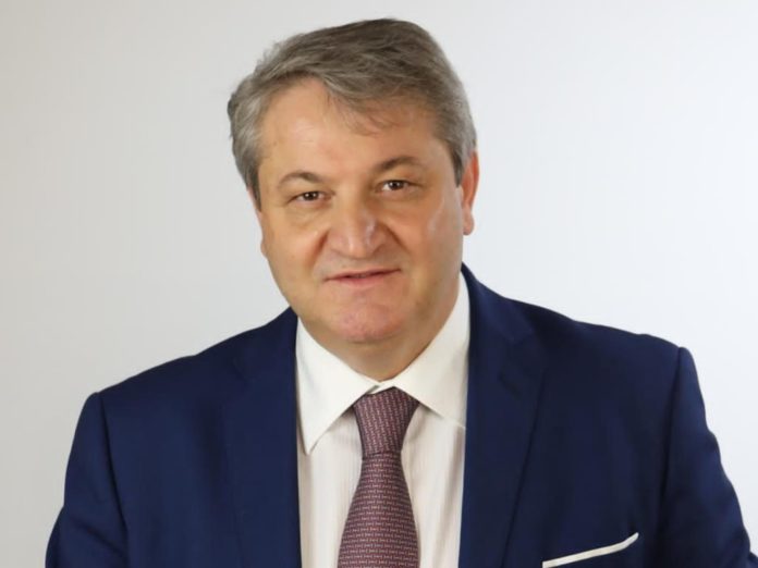 Anno scolastico, il messaggio di Roberti: “Affrontate giornate con entusiasmo e cuoriosità”. roberti