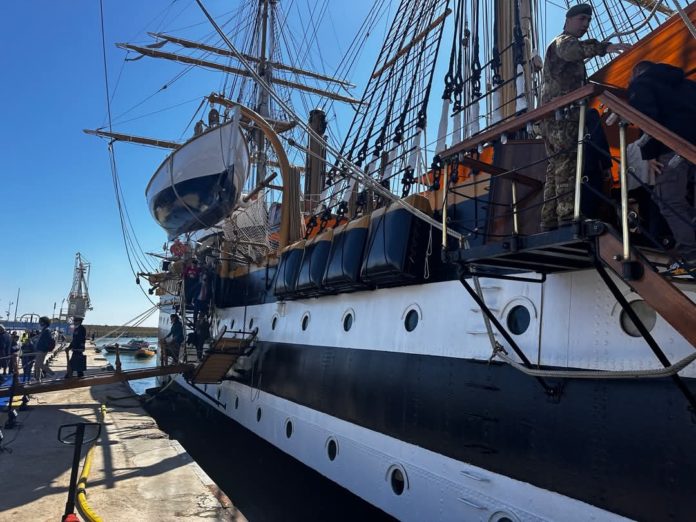 La nave “Amerigo Vespucci” sarà in navigazione a meno di due miglia dalla costa di Termoli