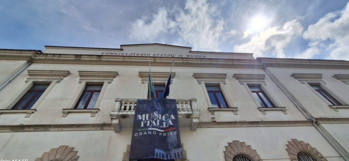 “Diamo un senso al tuo talento”, ultime ore per iscriversi online al Conservatorio Perosi