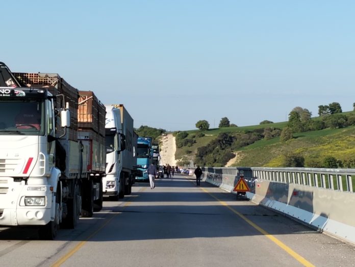 Incidente sulla Diga del Liscione. Un ferito trasportato in Ospedale. Disagi sulla Bifernina
