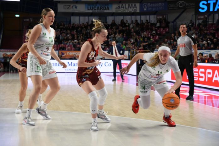 Basket, Play off Scudetto, Molisana Magnolia, all’Arena domani gara tre contro Venezia. Sabatelli definisce gli aspetti tattici: «Attenzione difensiva e determinazione in attacco»