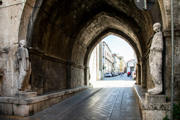 Sicurezza a Isernia: patto tra istituzioni e forze dell’ordine per il centro storico