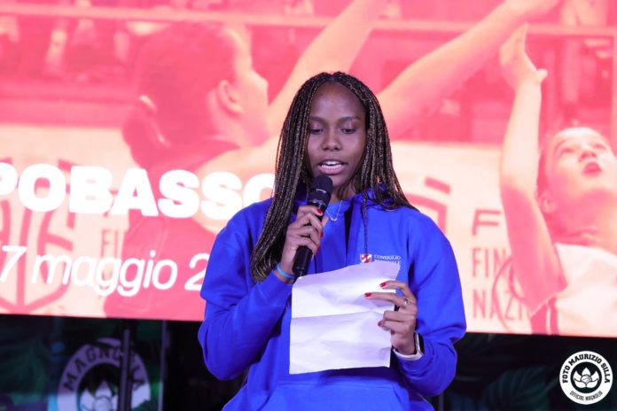 Basket, la Molisana Magnolia, finali nazionali under 19: sorrisi ed emozioni alla cerimonia d’inaugurazione.