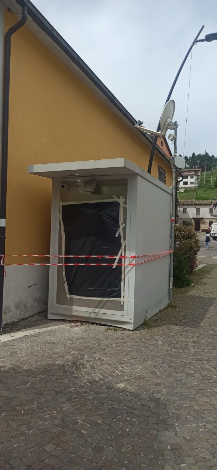 Assalti esplosivi ai bancomat, impressionante escalation: dieci casi negli ultimi mesi