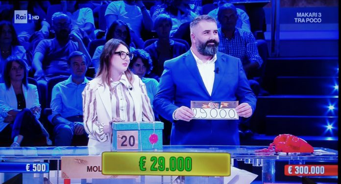 Affari Tuoi, Carmine da Campodipietra conquista il pubblico e porta a casa 29mila euro