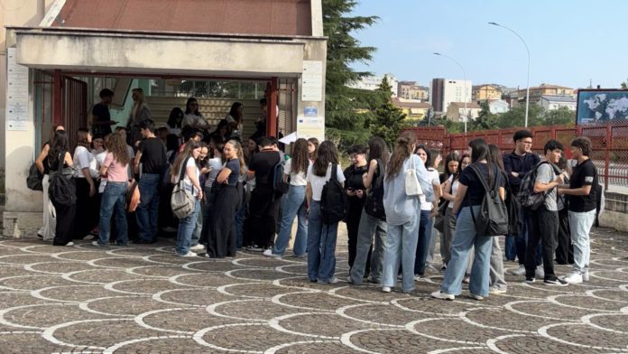 Borsellino, Pasolini, il rispetto e i social: ecco le tracce della prima prova scrittà all’esame di Maturità