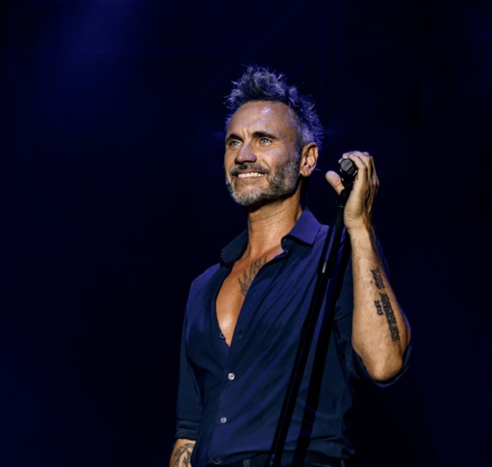 Il 26 giugno Nek in concerto all’Arena del Mare di Termoli: “Dopo 30 anni ho l’energia di chi sa godersi meglio il palco”