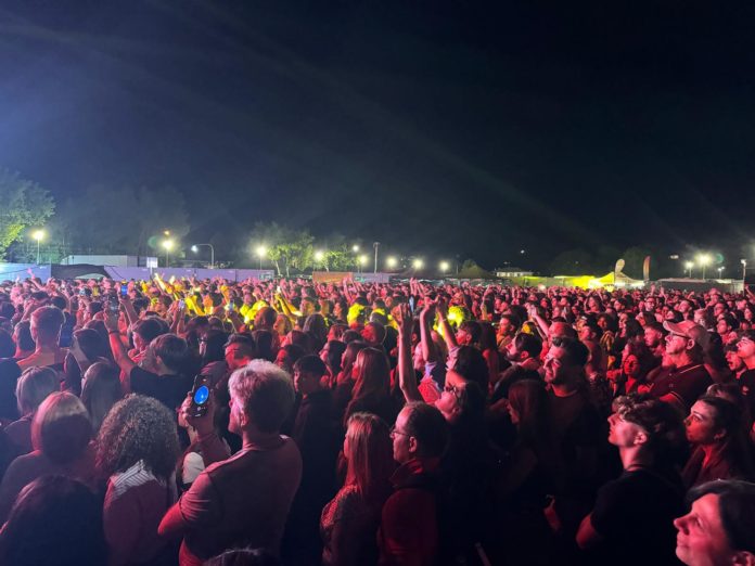 Misteri, in tremila a Selva Piana per Rocco Hunt