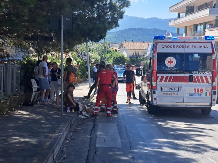 Isernia: scontro con lo scooter, ragazza viene salvata da autista isernia salvata ragazza