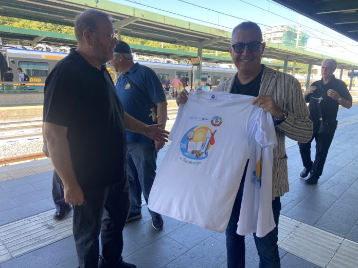 In viaggio verso Lourdes: il sindaco Balice alla stazione per augurare buon viaggio a cento molisani