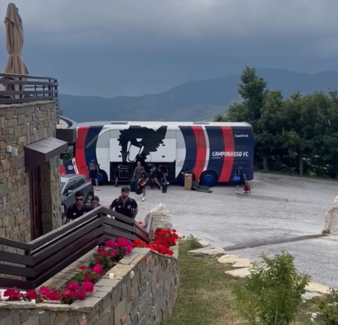 Calcio, Serie C, Campobasso, lupi da oggi a Capracotta. Brescia: rinascono le rondinelle, oggi il primo atto della nuova società