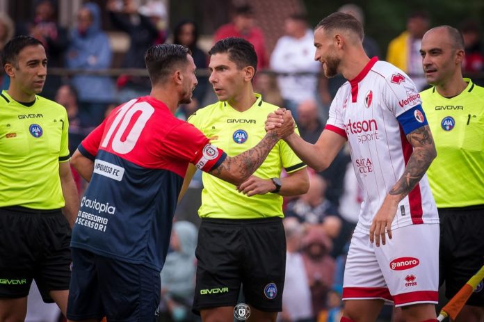 Calcio, Serie C, Campobasso: Figlomeni al lavoro per la punta centrale e un difensore. Le ultime news