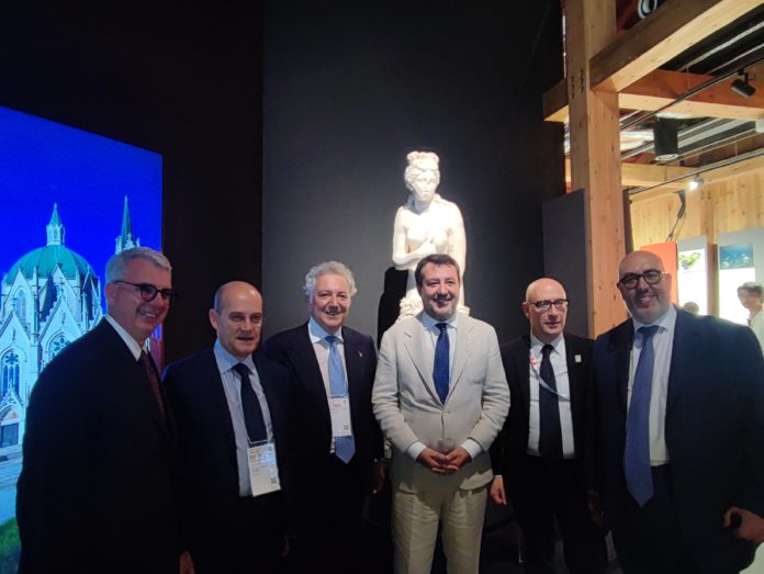 Expo: il ministro Salvini visita lo spazio espositivo del Molise a Osaka