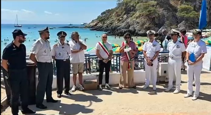 Isole Tremiti: consegna della bandiera blu
