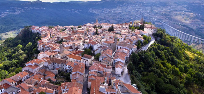 In ristampa il volume “Poesie dialettali agnonesi” di Valentino Nero