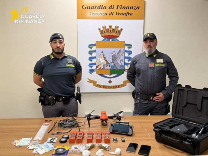 Blitz a Venafro: in auto droga e droni per trasportare i telefonini in carcere droga venafro