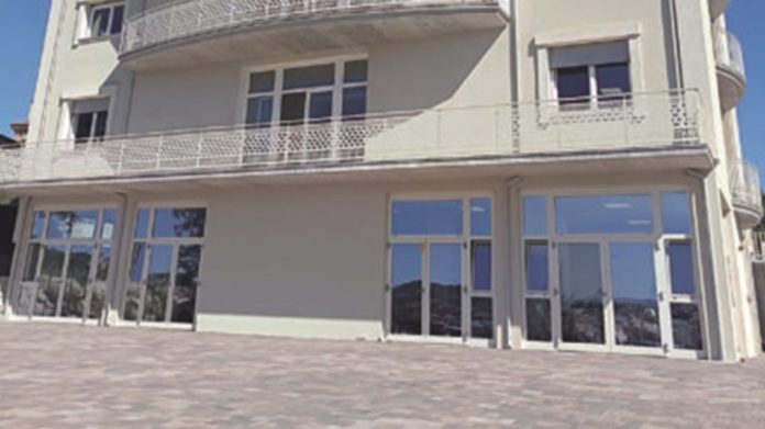 Campobvasso, sede provvisoria scuola D’Ovidio in Via Berlinguer chiusa fino a martedì per ultimare lavori. Proteste dei genitori