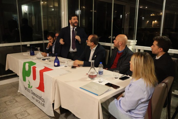 Termoli, il senatore Fina al fianco di operai e politica per il futuro della fabbrica Stellantis