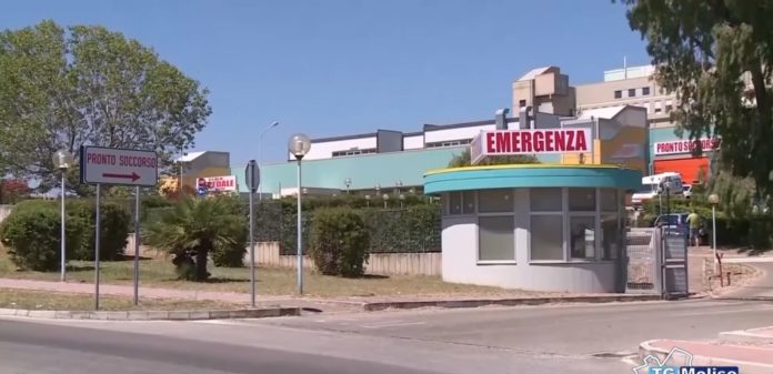 Muore neonato prematuro: “una grave complicanza, che spesso porta ad esiti fatali”