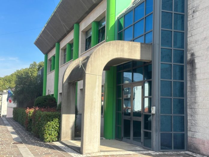 Colli a Volturno, furto nella notte a scuola: rubati pc e tablet