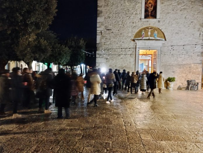 Fiaccolata a Trivento per la dottoressa Fossaceca. Iniziative anche della scuola