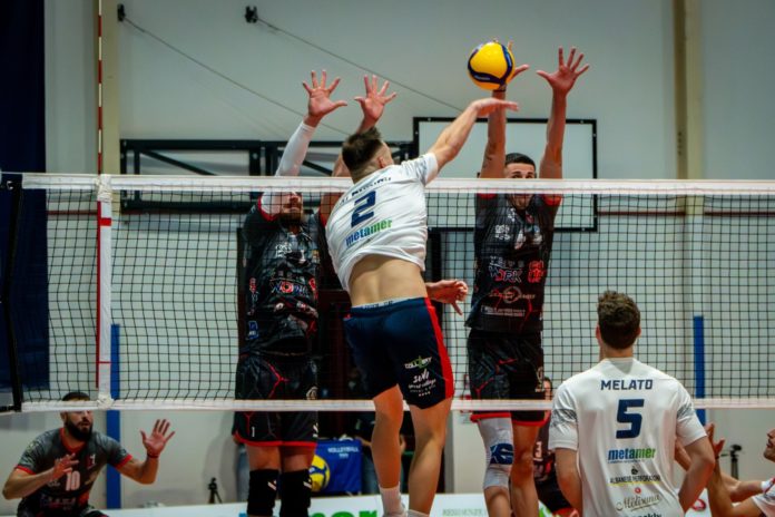 EnergyTime, capolavoro contro Gioia del Colle. Tris rossoblù e vetta confermata