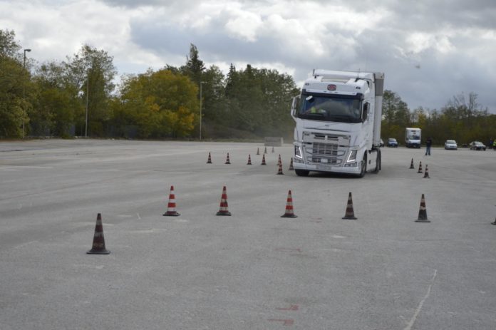 Confcommercio:21 autotrasportatori molisani a scuola di guida sicura