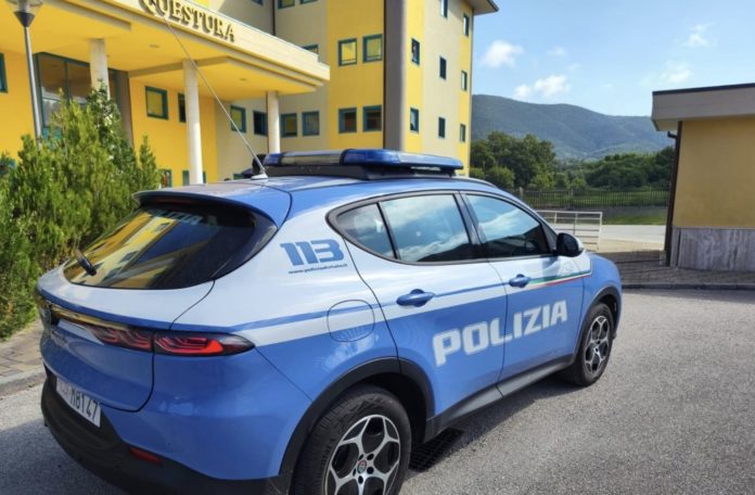 Isernia: picchia la madre, minore vessato dai genitori