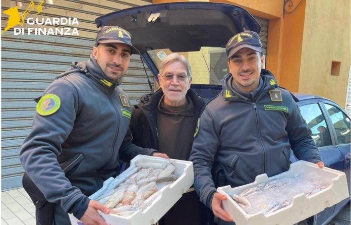 Termoli, sequestrati 130 kg di pesce poi donati in beneficenza