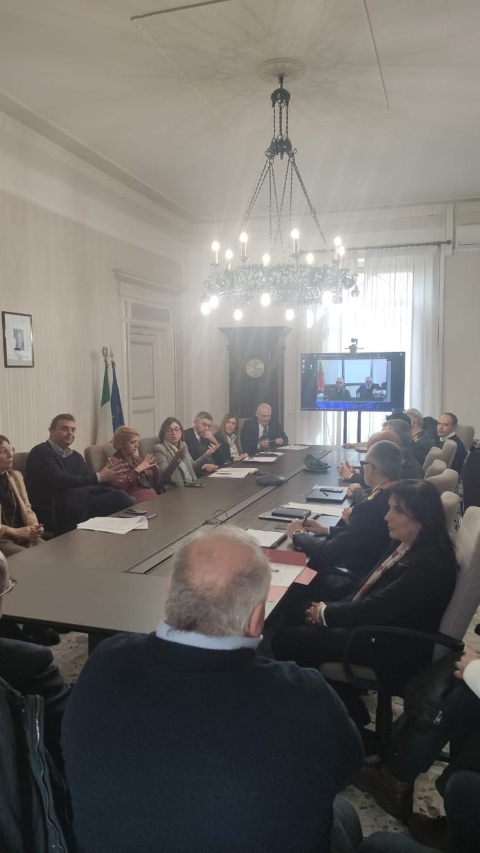 Sicurezza pubblici esercizi e locali di intrattenimento, riunione in Prefettura