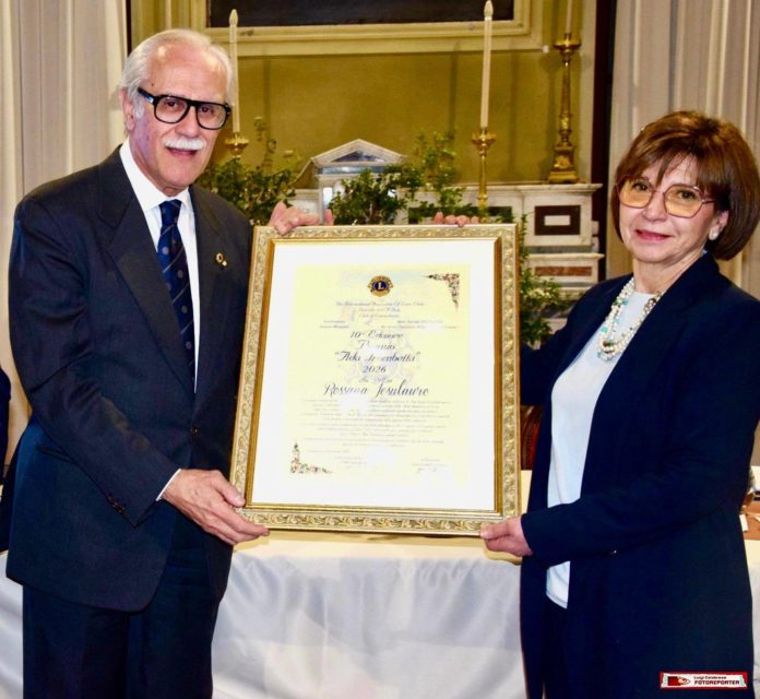 Premio Ada Trombetta assegnato a Rossana Iesulauro
