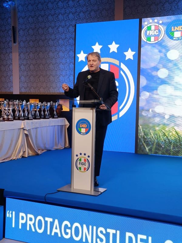 Roberti annuncia avviso pubblico da 15 milioni per impiantistica sportiva