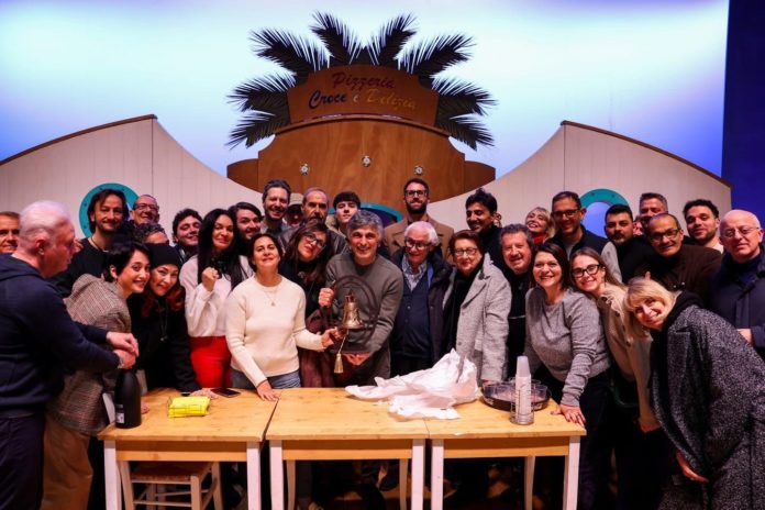 Napoli, sorpresa per Vincenzo Salemme: campana della Fonderia Marinelli