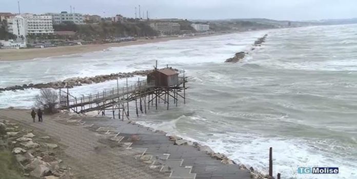Maltempo: Scuole chiuse a Capracotta, strade chiuse per allagamento