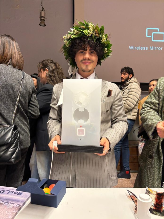 Nicola Carosella laureato in Design per l’innovazione “Eco product design”