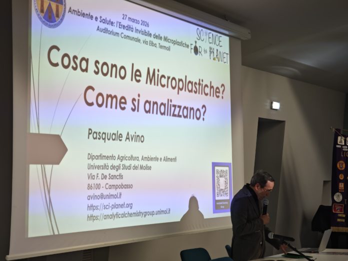 Microplastiche, minaccia invisibile: ambiente e salute a rischio
