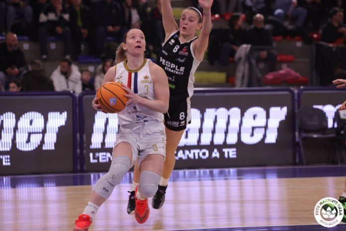 Basket, A1, play off, Magnolia domani a Roseto, obiettivo vittoria in gara 2