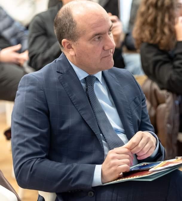 Regione, approvato bando per apicoltura