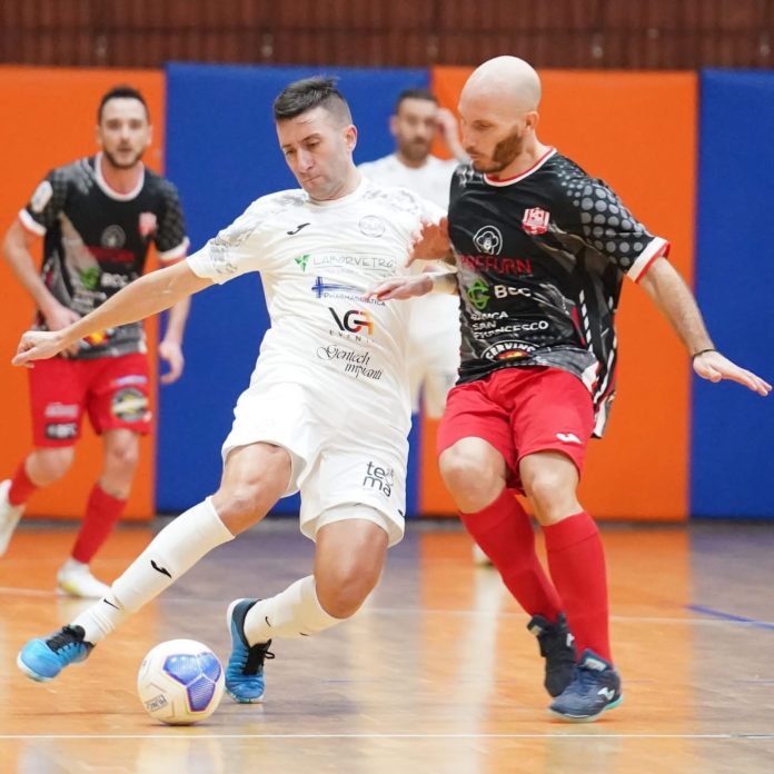 Futsal, Cus Molise, Di Stefano: “Onorato di vestire ancora questi colori ”