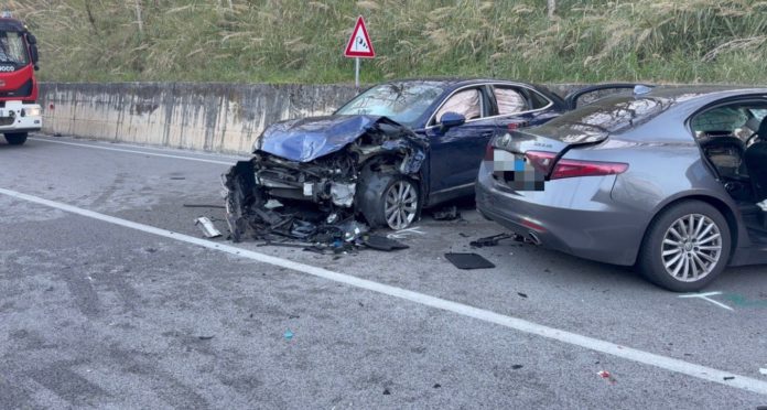 Scontro a Fornelli: 7 feriti, muore 27enne isernino, giovane in gravi condizioni