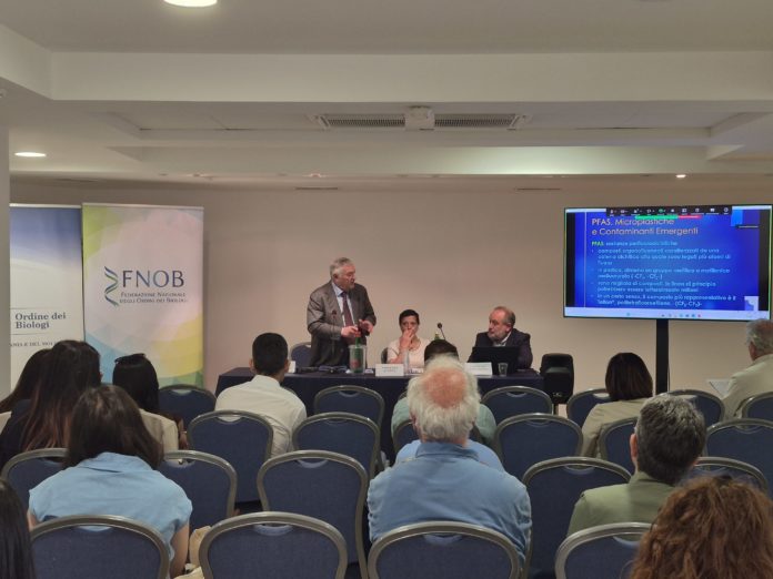 Convegno sull’inquinamento da plastica: senatore D’Anna tra i relatori