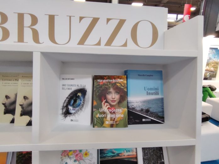 “Uno sguardo al di là del faro”: il romanzo arriva al Salone del libro